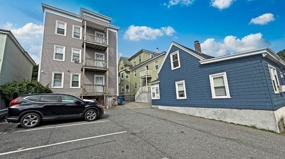 53-57 Woodland St Property Photo 5