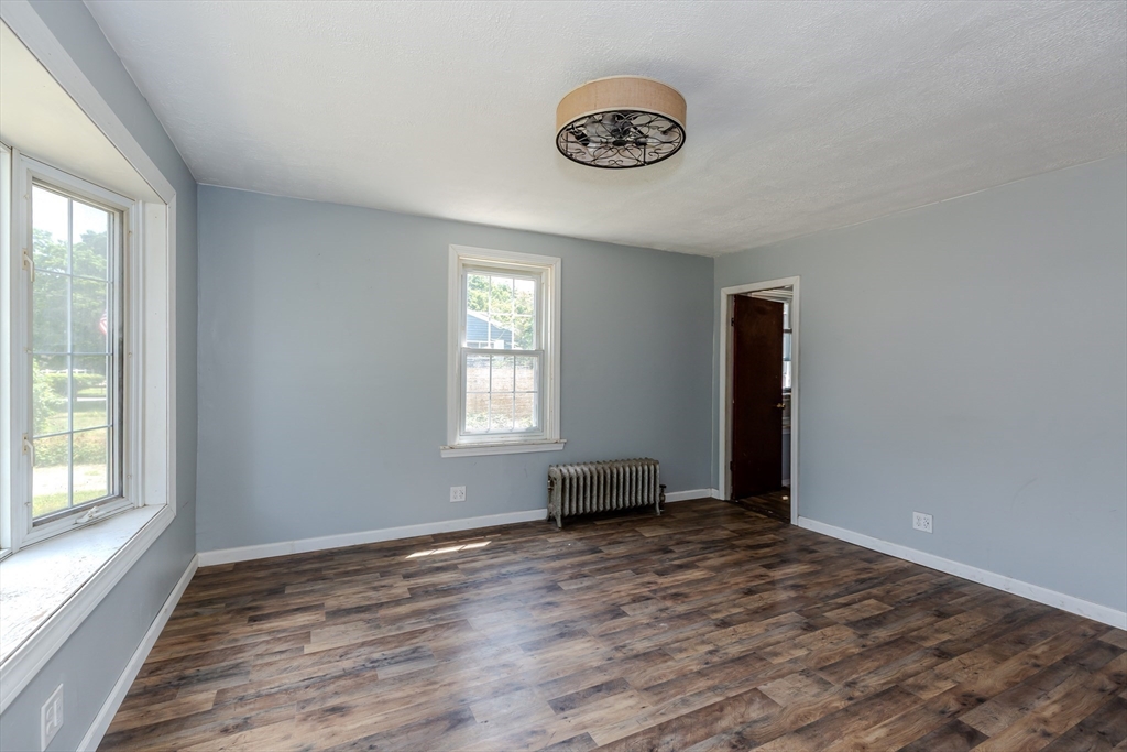 147 Smith St Property Photo 2