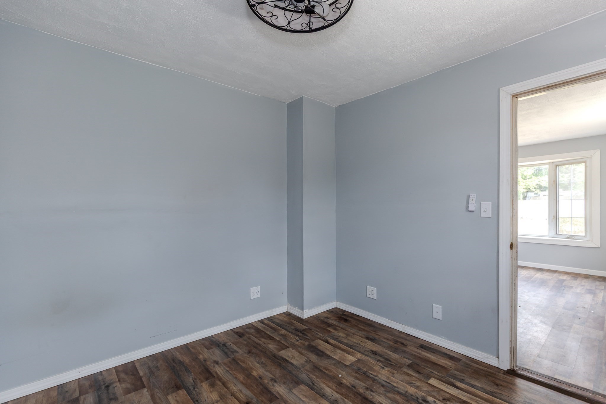 147 Smith St Property Photo 4