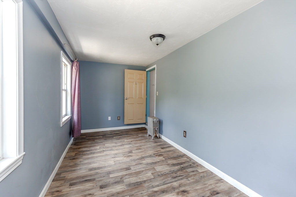 147 Smith St Property Photo 10