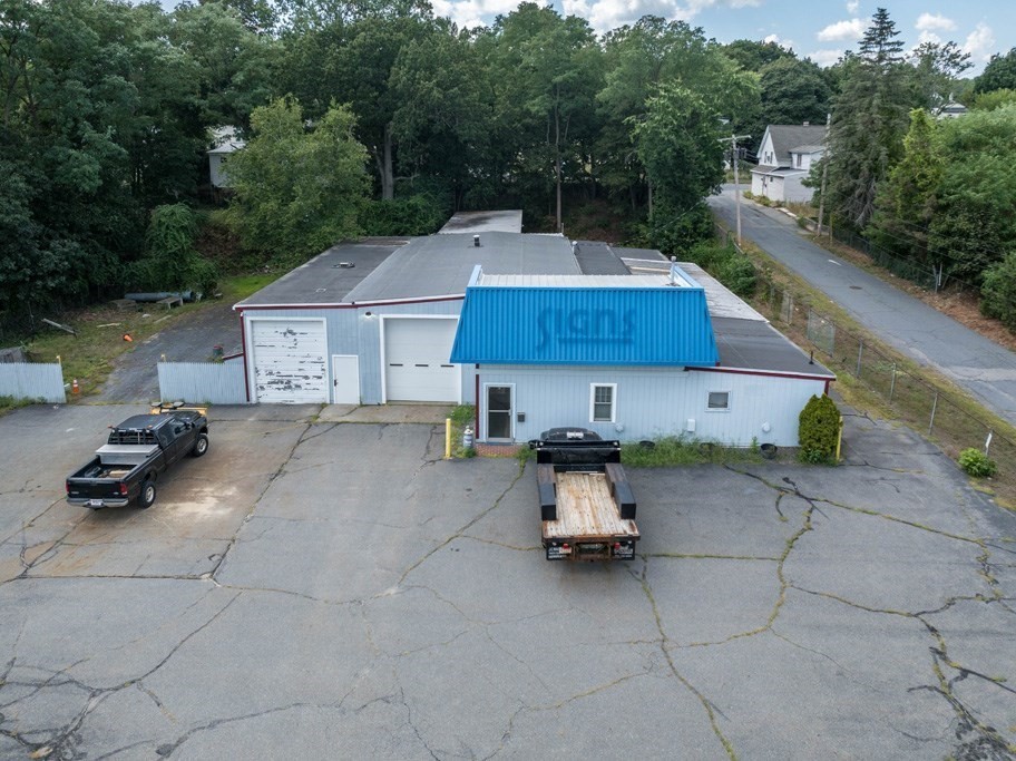 10 Jerry Street Property Photo 11