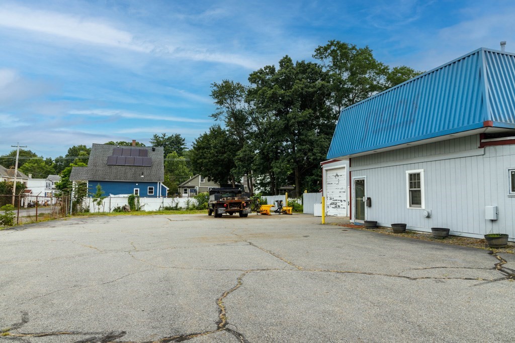 10 Jerry Street Property Photo 16