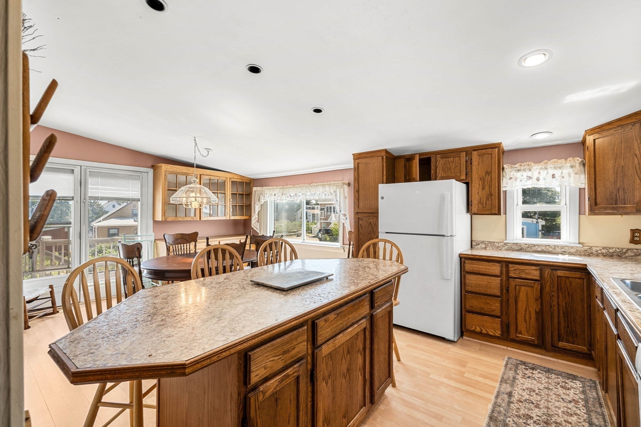 10 70th Street Property Photo 6