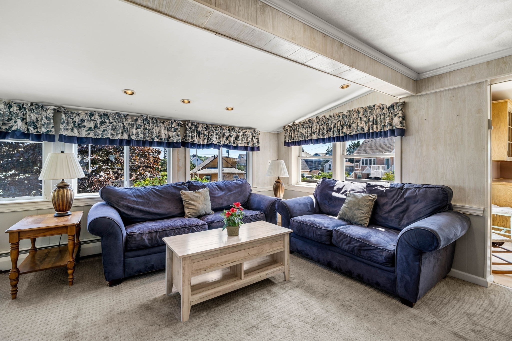 10 70th Street Property Photo 12