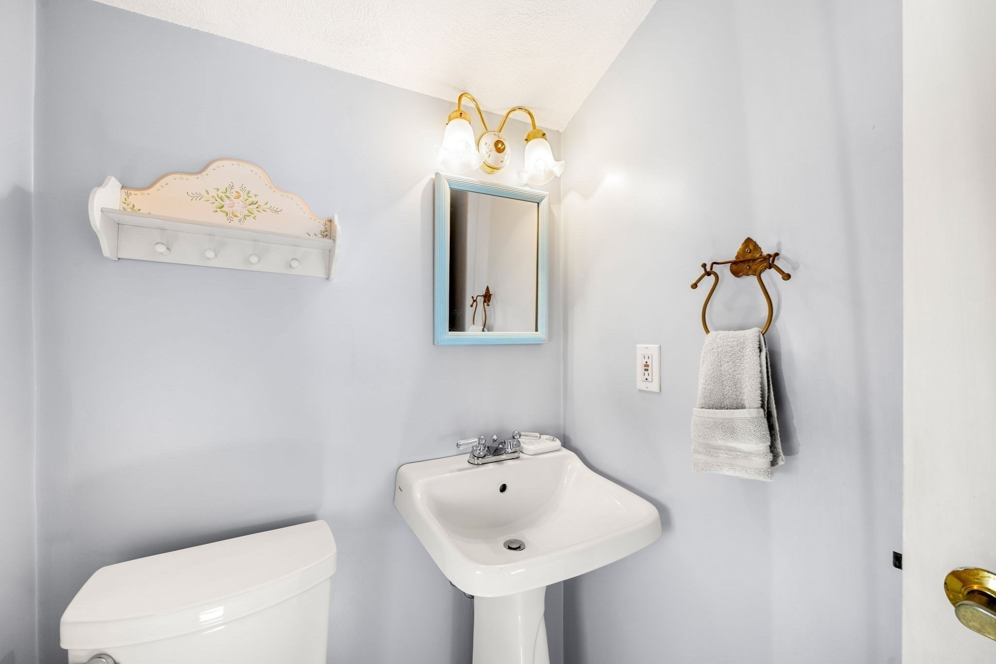 10 70th Street Property Photo 23