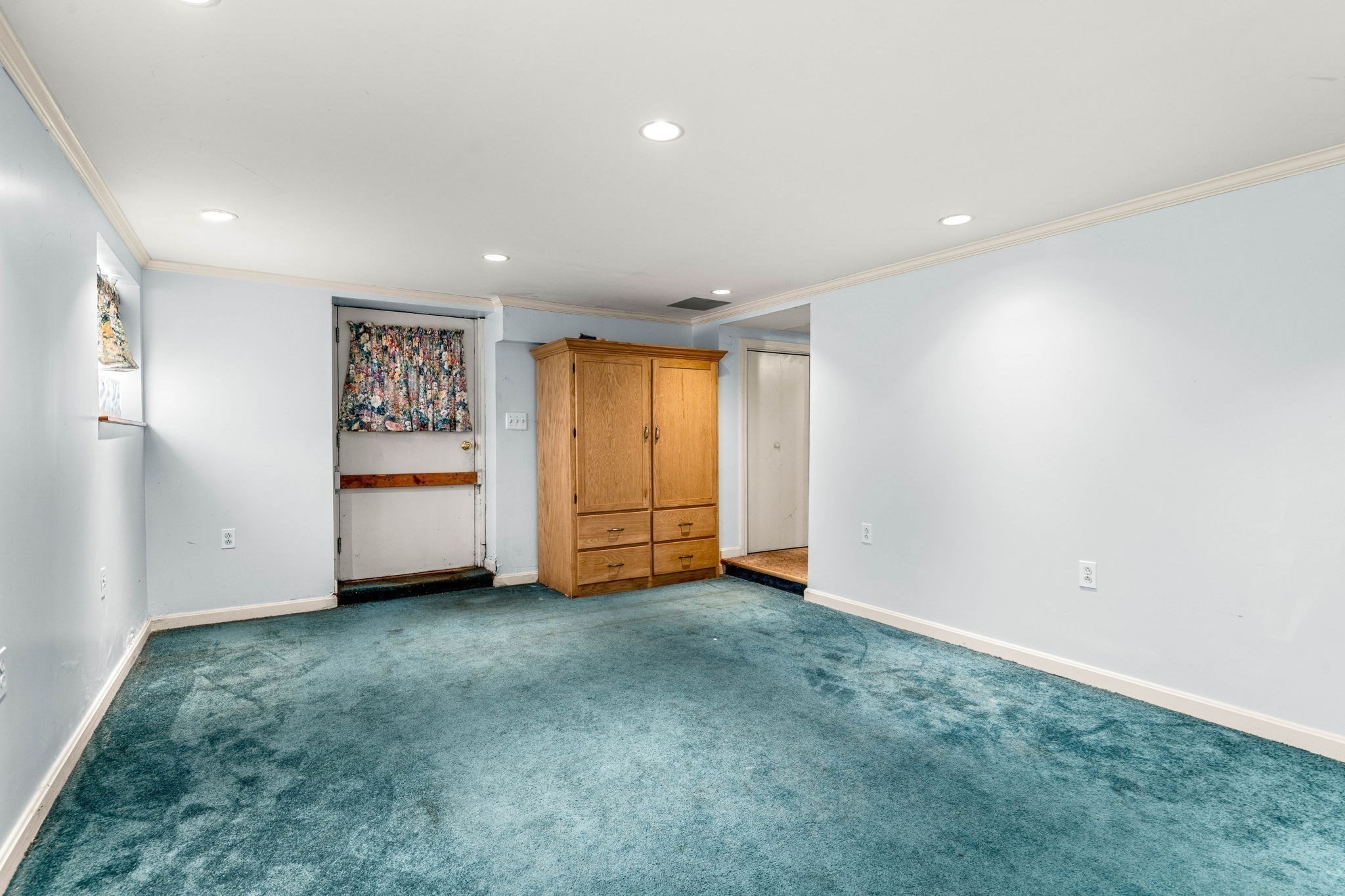 10 70th Street Property Photo 25