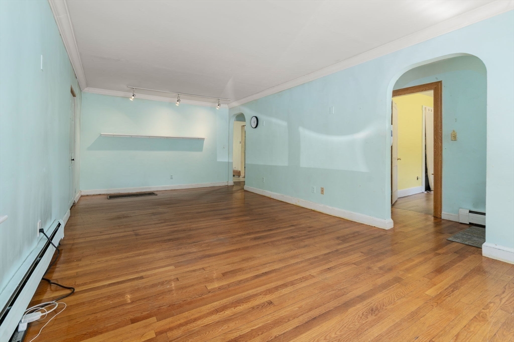 55 Chestnut St Property Photo 6