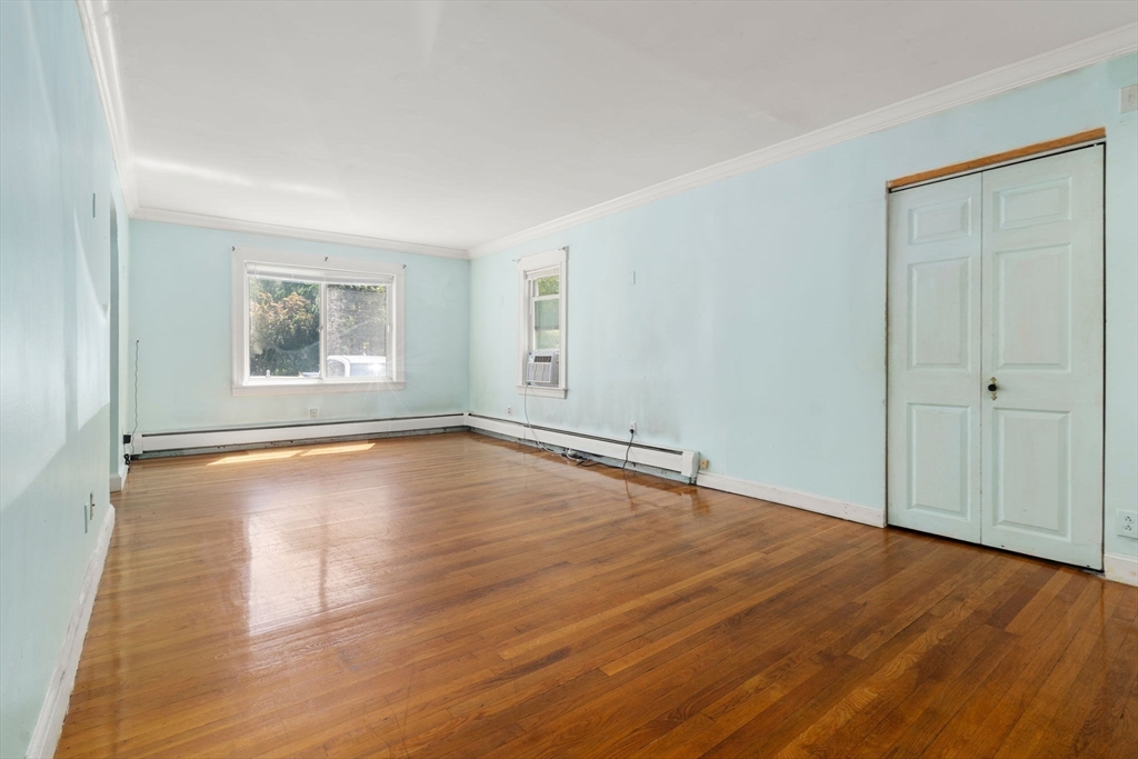 55 Chestnut St Property Photo 7