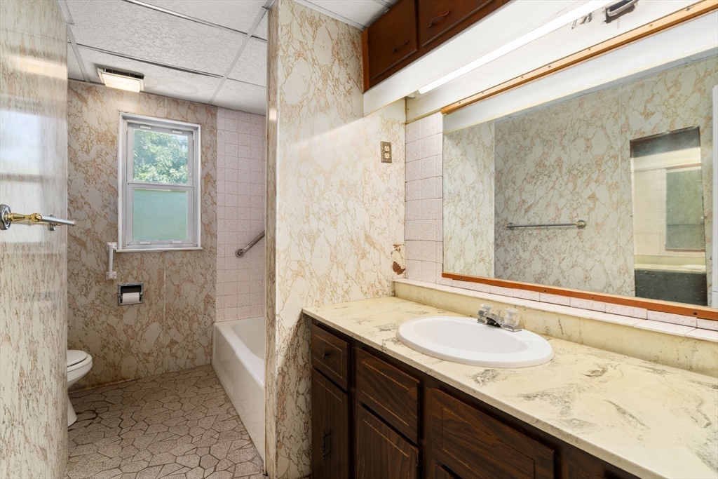 55 Chestnut St Property Photo 15