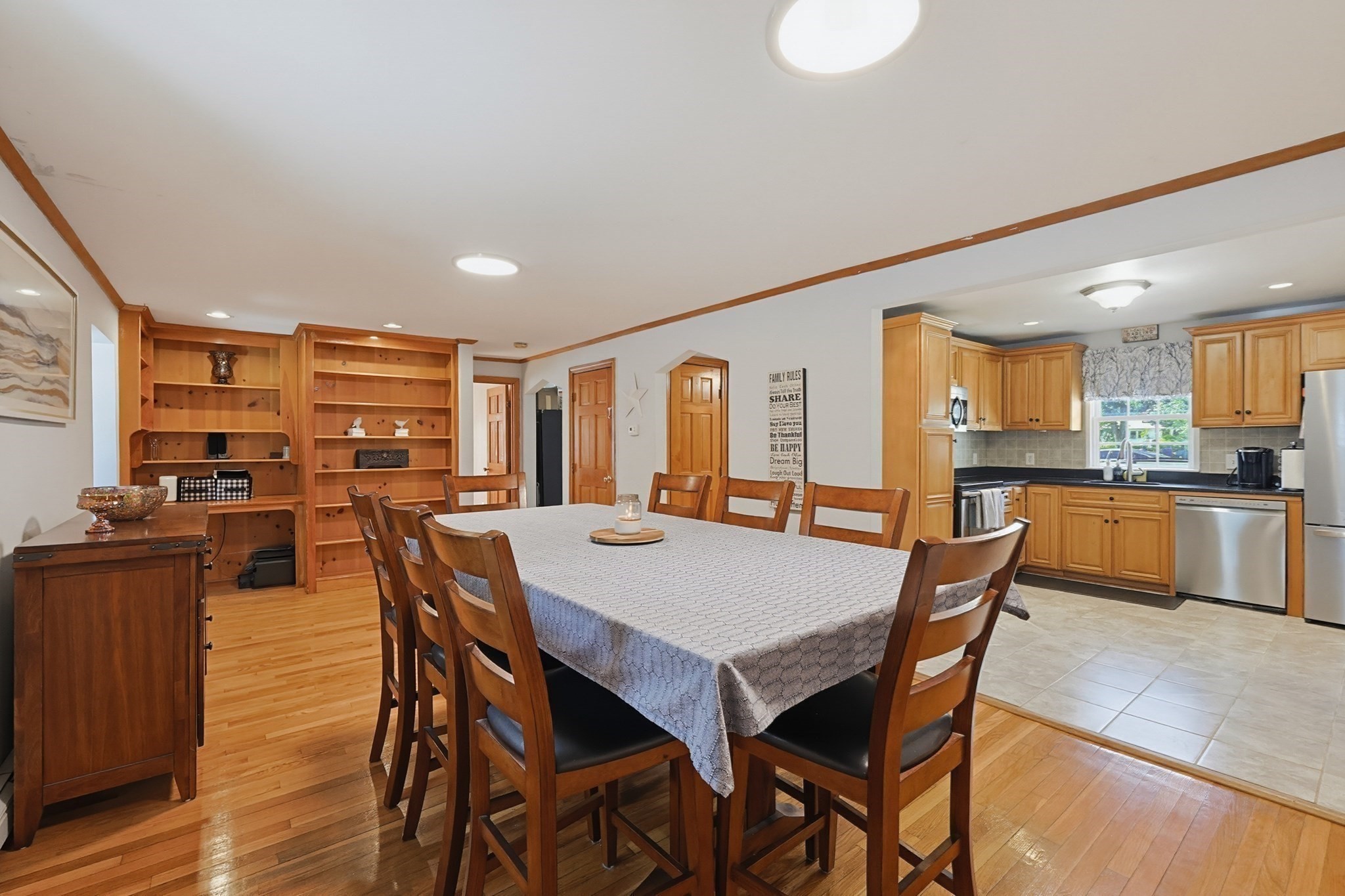407 Ralph Talbot St Property Photo 5