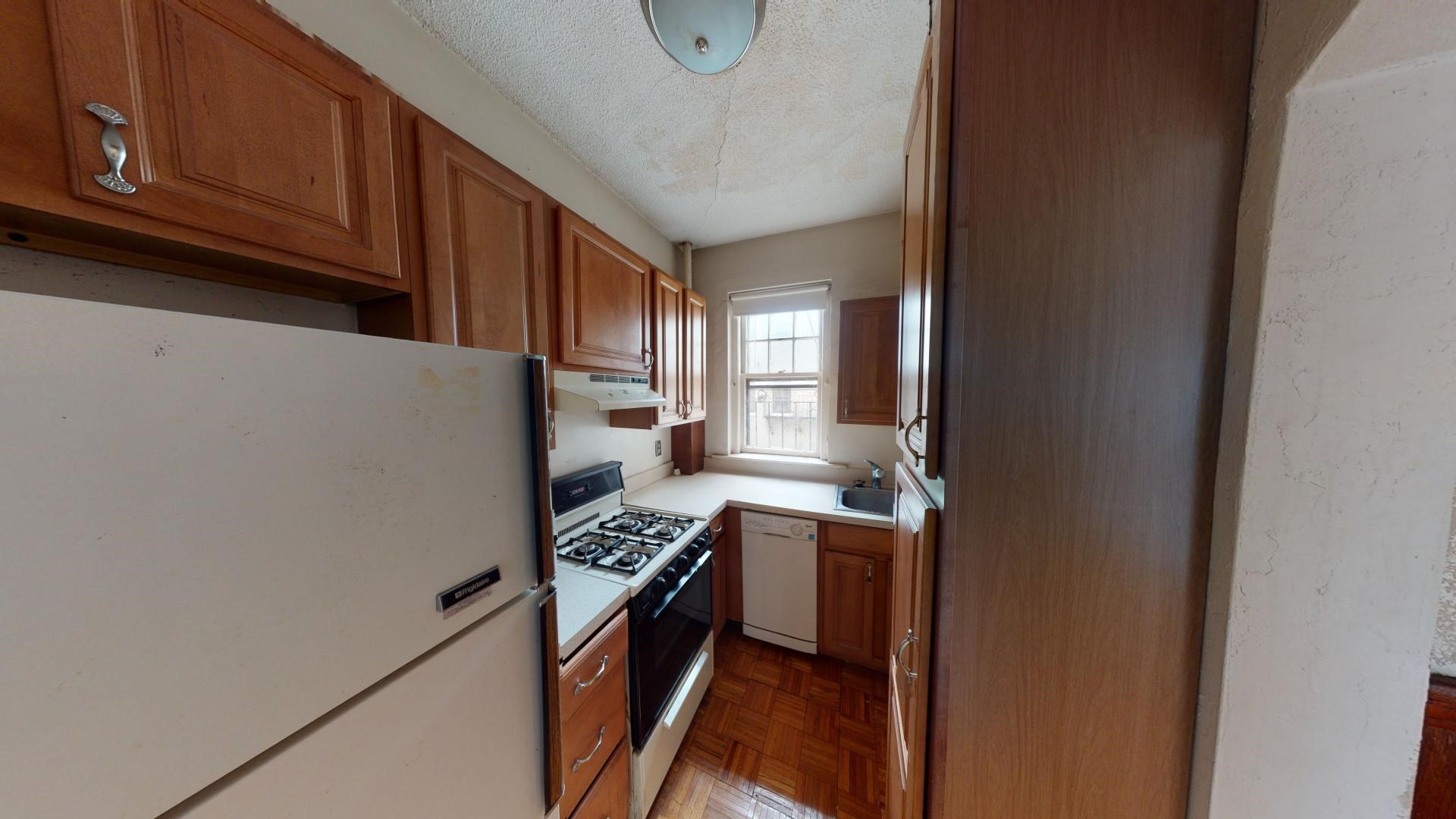 311 Allston St # 10 Property Photo 7