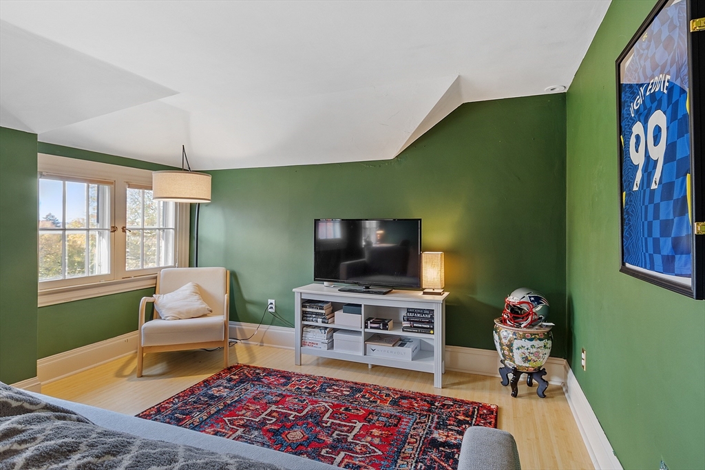 144 Hanks Street Property Photo 32