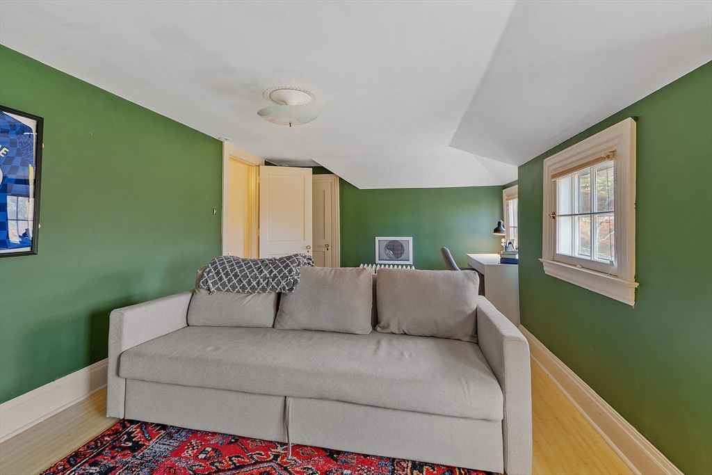 144 Hanks Street Property Photo 33