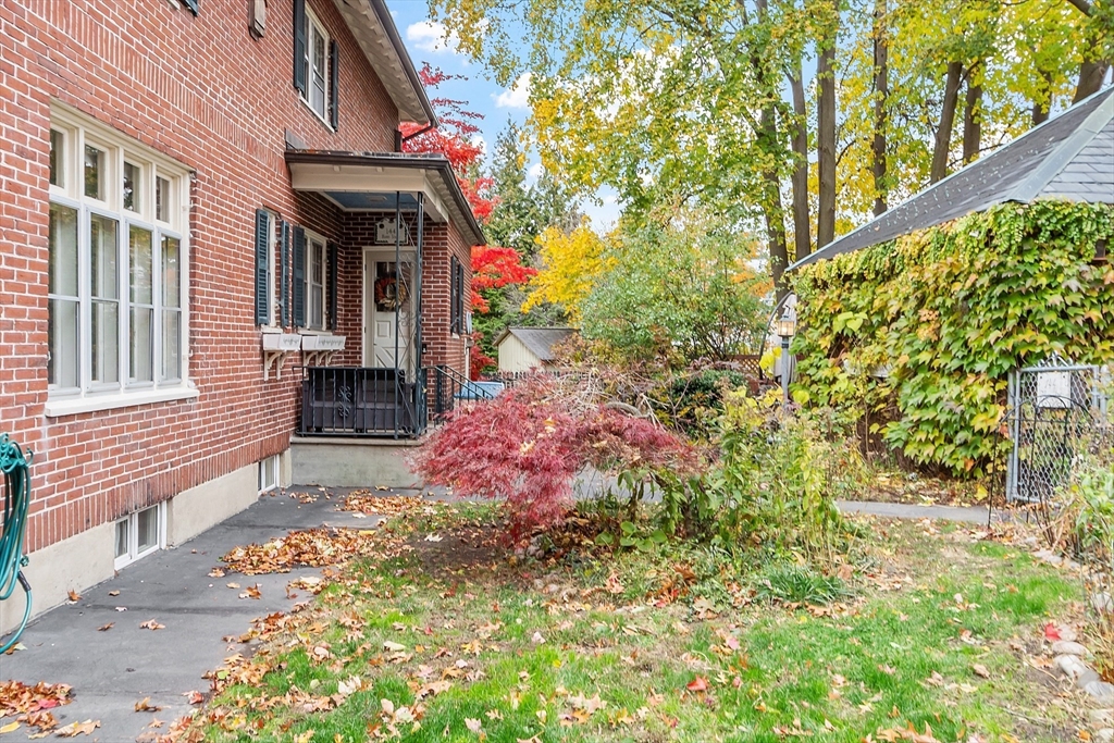 144 Hanks Street Property Photo 37