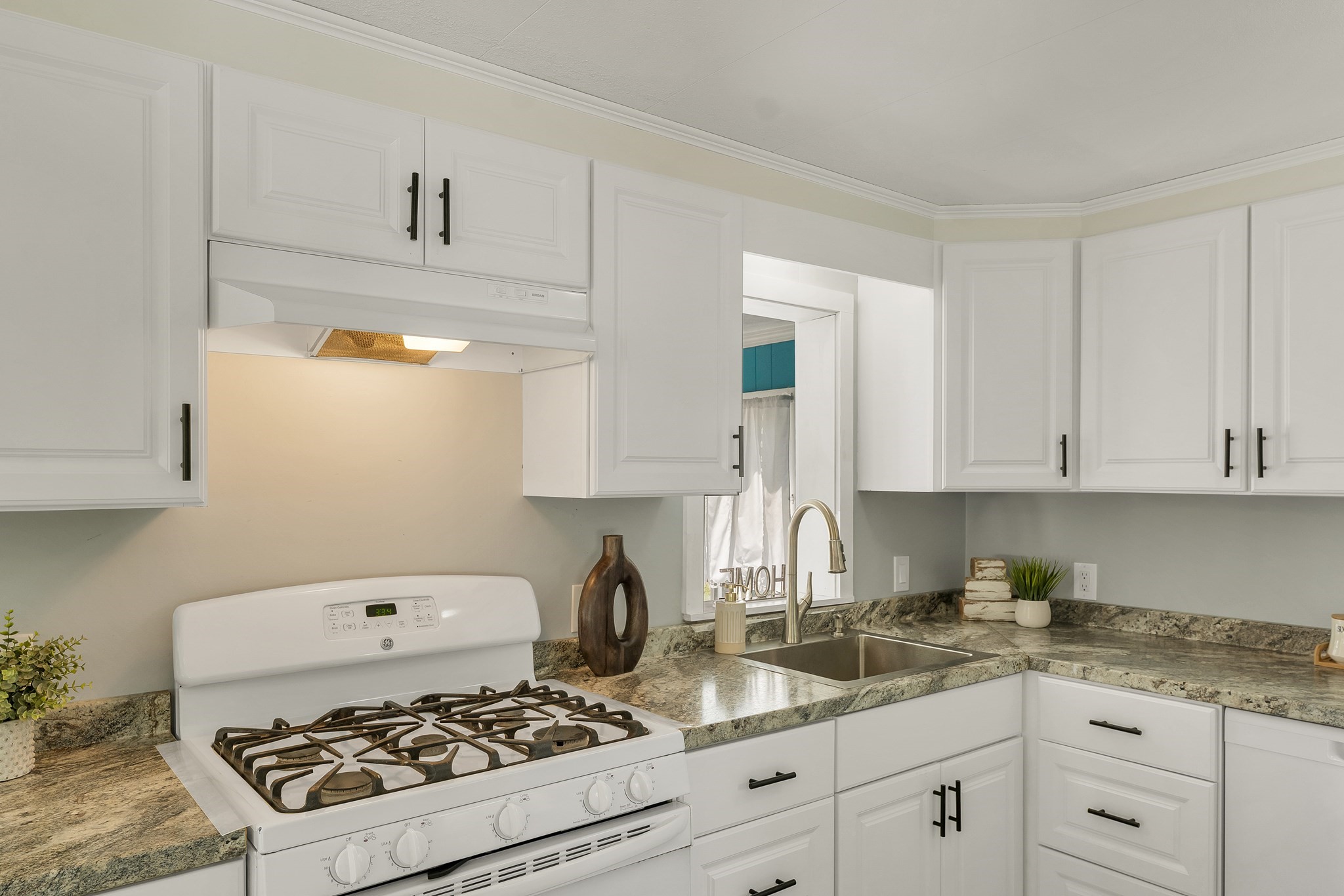 5 A Street Property Photo 9