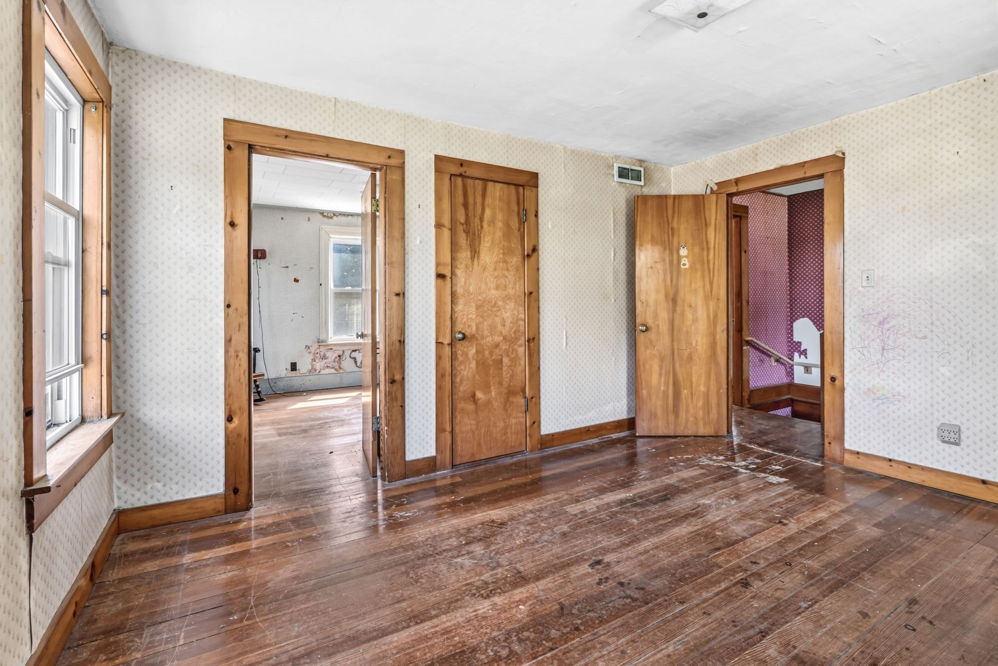 8 Underwood Ave Property Photo 18
