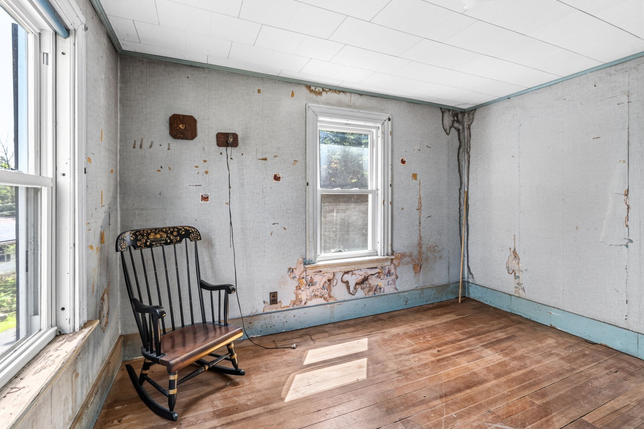 8 Underwood Ave Property Photo 23