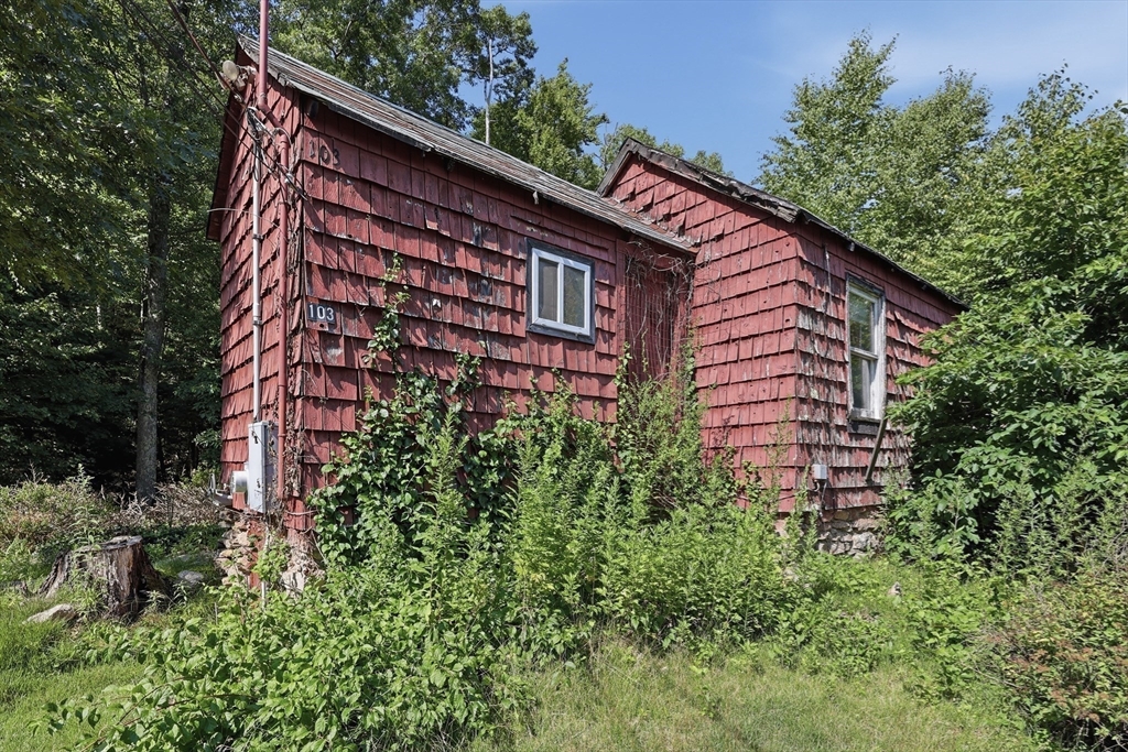 101 Whitins Rd Property Photo 22