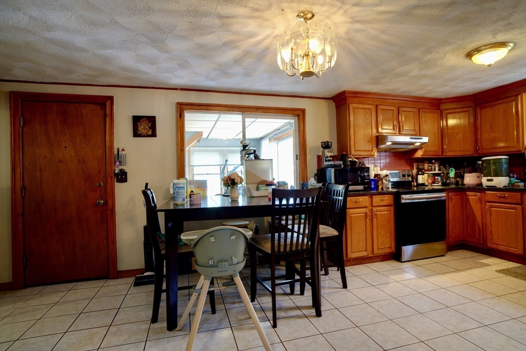 79 Pratt Ave Property Photo 6