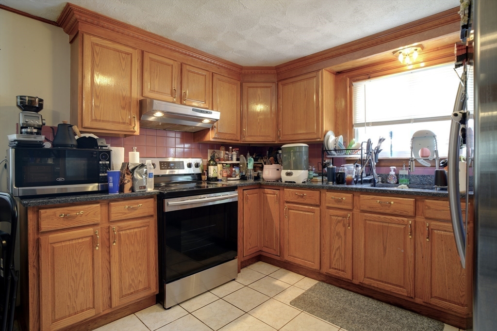 79 Pratt Ave Property Photo 7