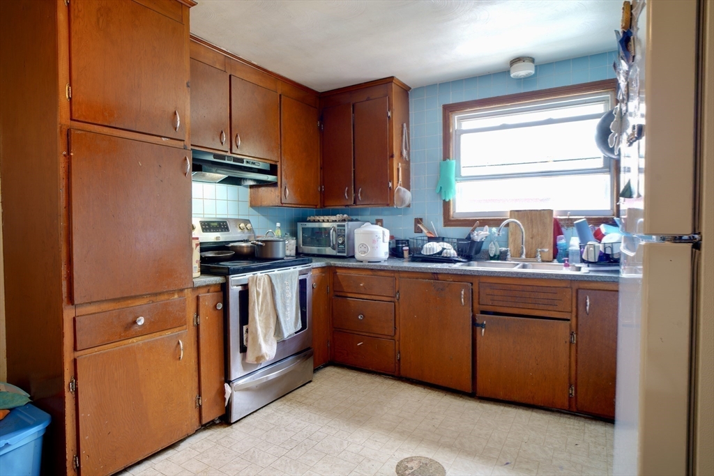 79 Pratt Ave Property Photo 18