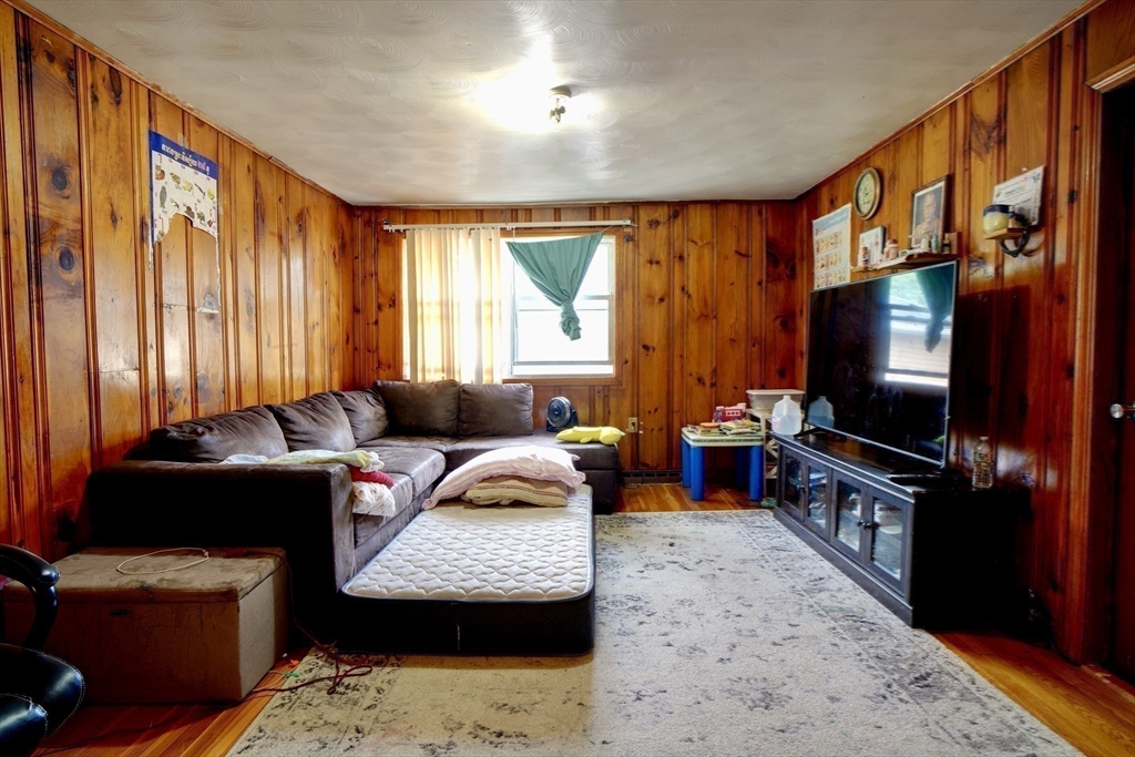 79 Pratt Ave Property Photo 20