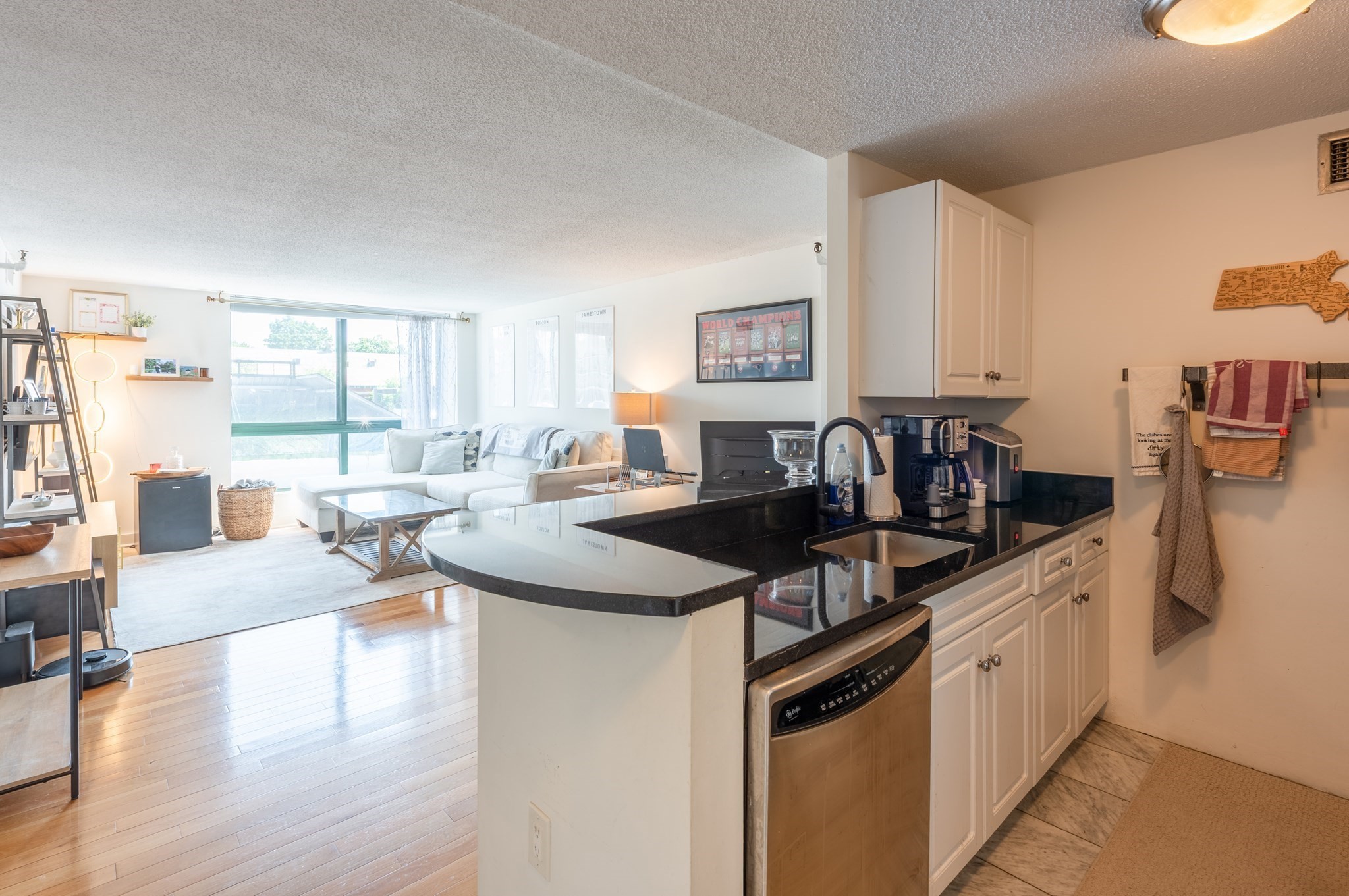 42 Eighth St # 1305 Property Photo 5