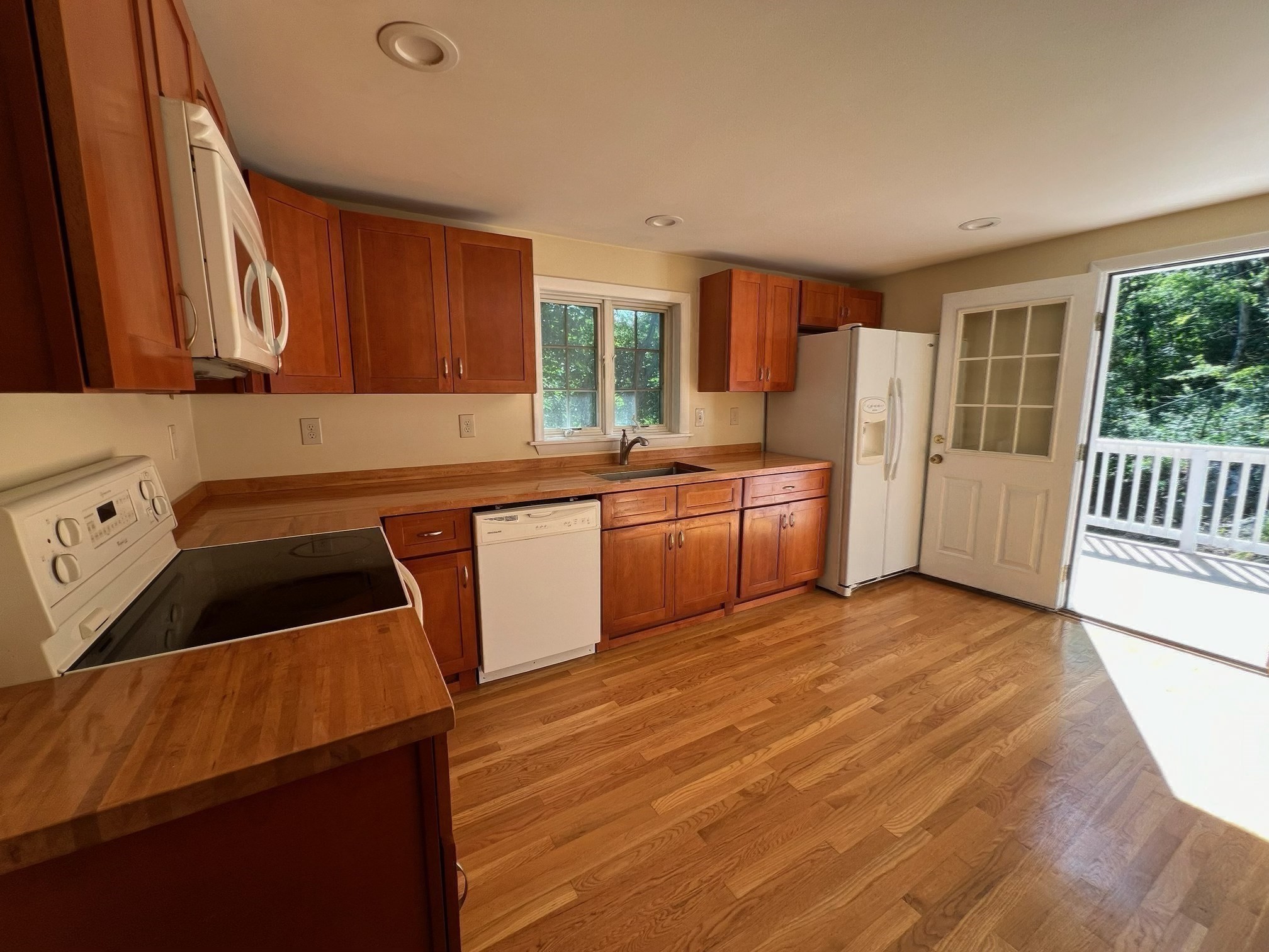 15 Oak Road Property Photo 7