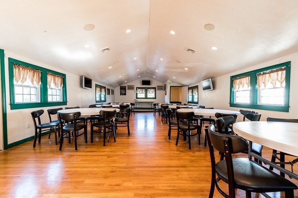 40 Chestnut Street Property Photo 14