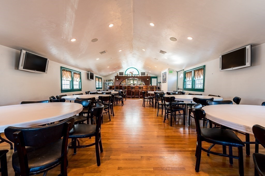 40 Chestnut Street Property Photo 15
