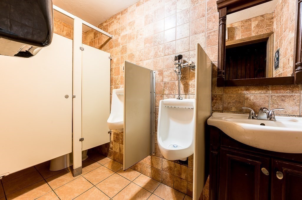 40 Chestnut Street Property Photo 24
