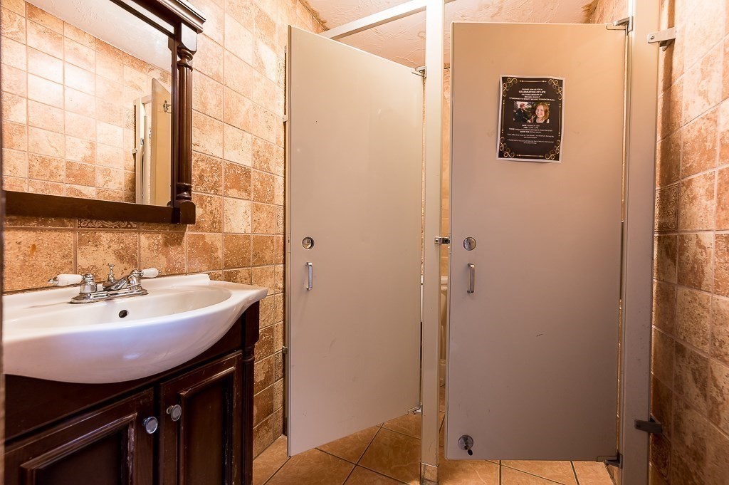 40 Chestnut Street Property Photo 25