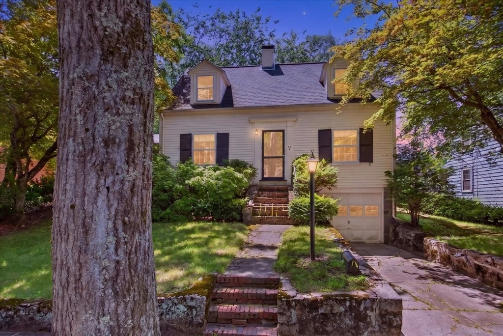 25 Leland Rd Property Photo 1