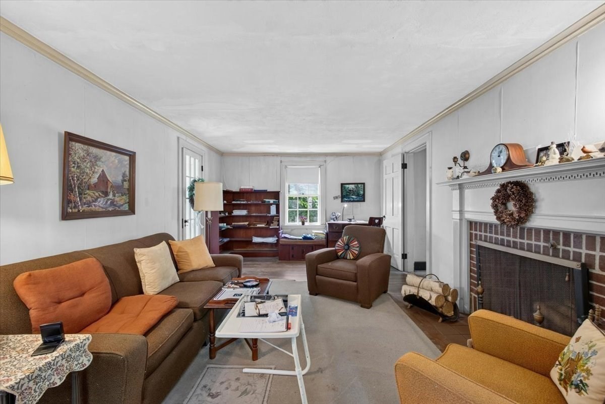25 Leland Rd Property Photo 6