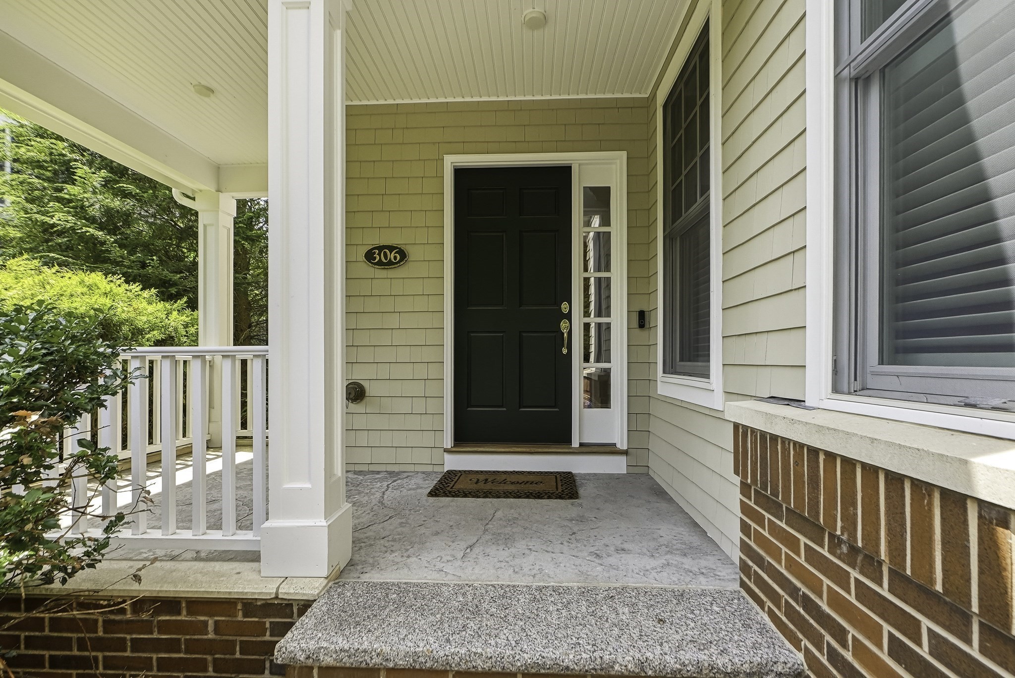 306 Hayfield # 306 Property Photo 2
