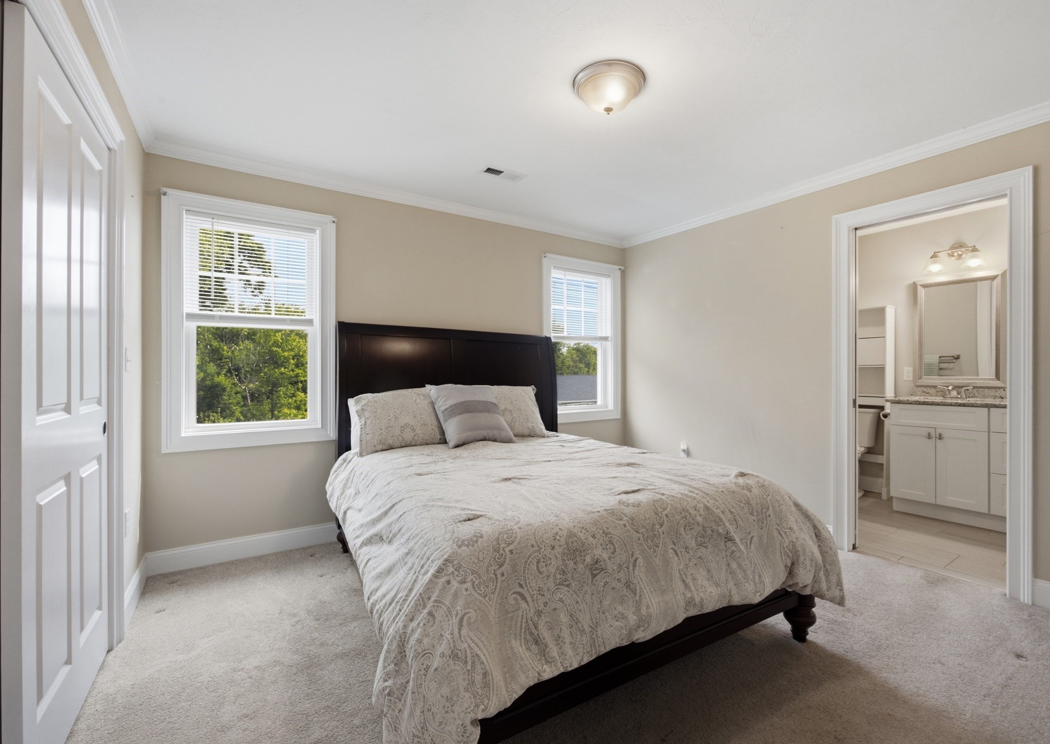 25 Riverside Dr. # 25 Property Photo 12