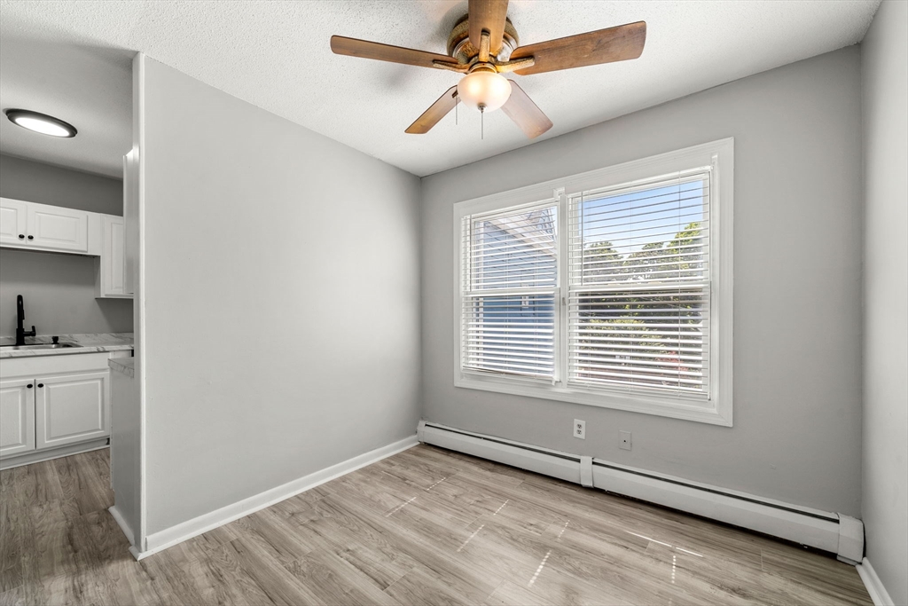 35 Pond St Property Photo 6