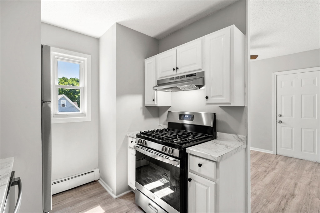 35 Pond St Property Photo 8
