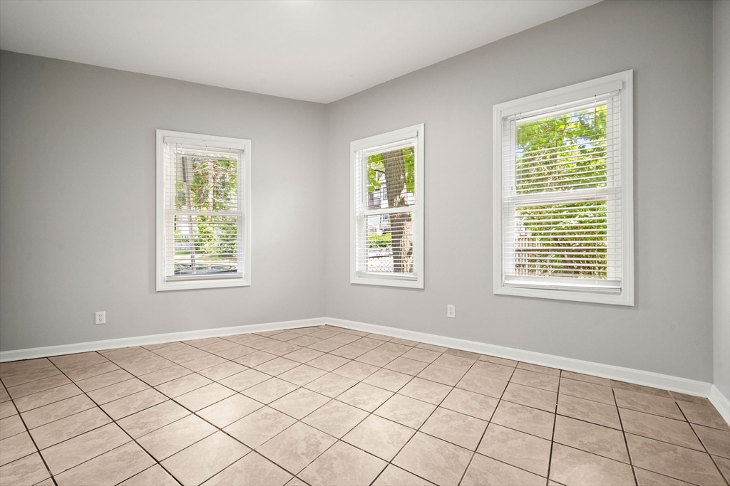 35 Pond St Property Photo 28
