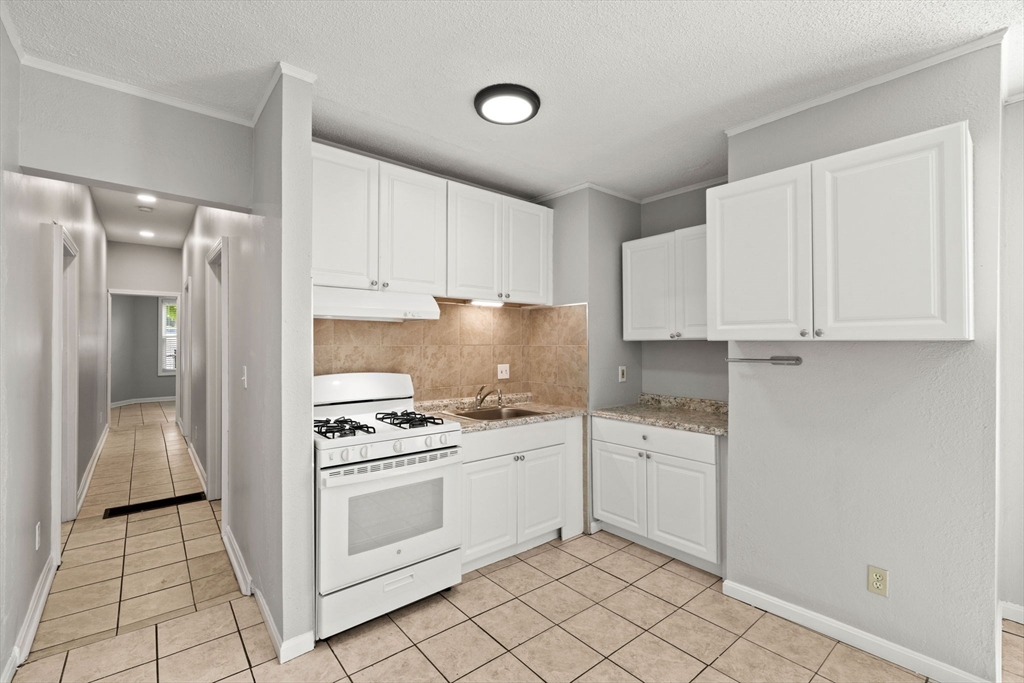 35 Pond St Property Photo 33