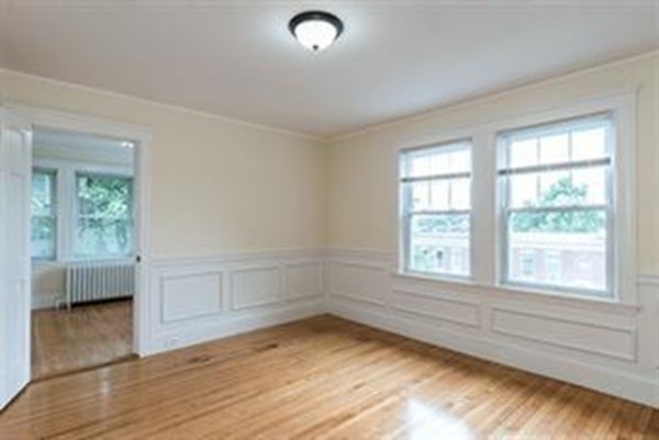51 Leamington Rd # 2 Property Photo 5
