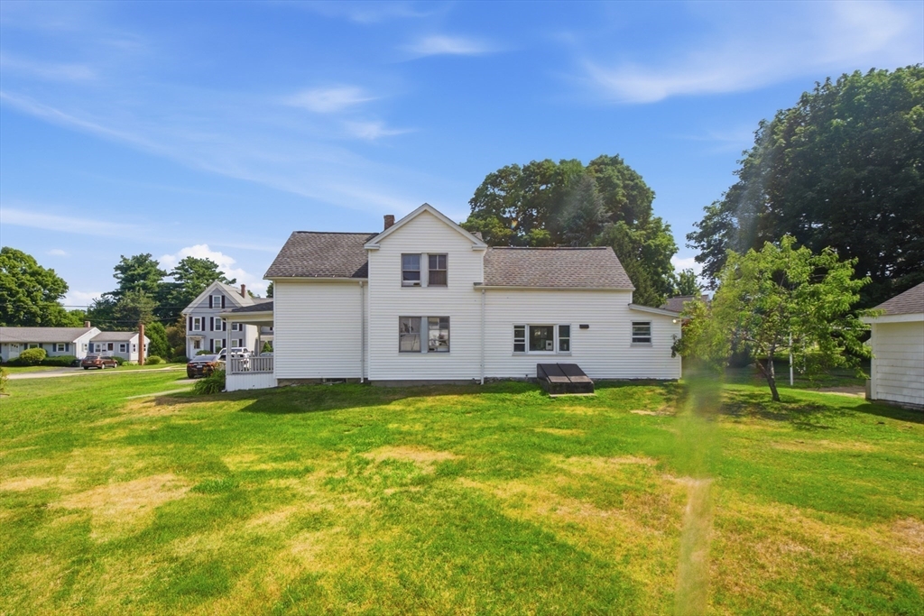 62 Pleasant St Property Photo 3