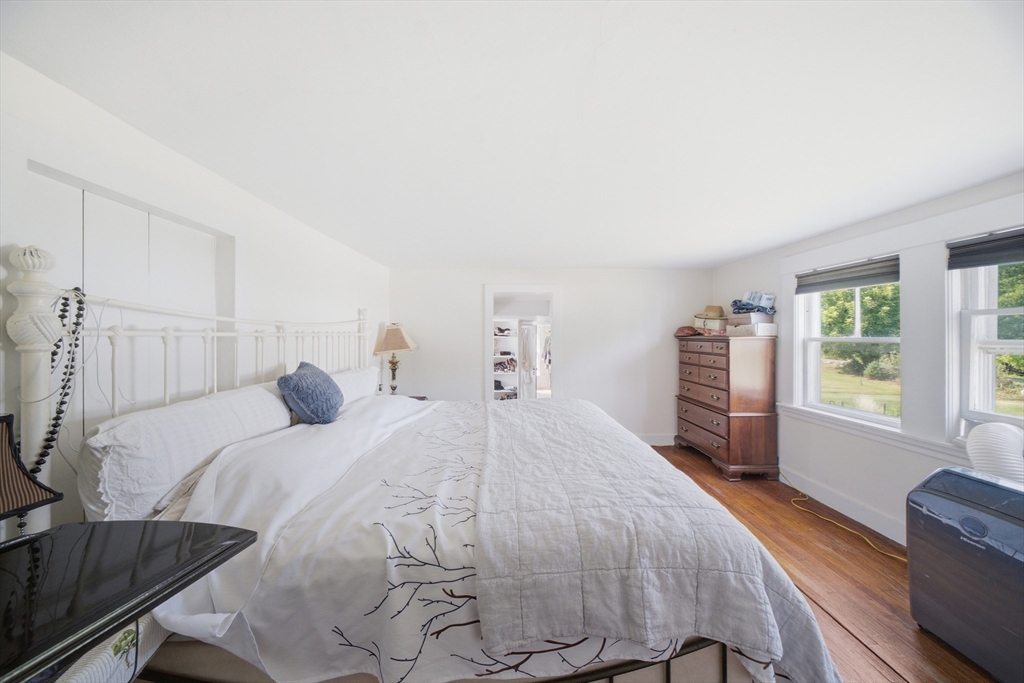 62 Pleasant St Property Photo 19