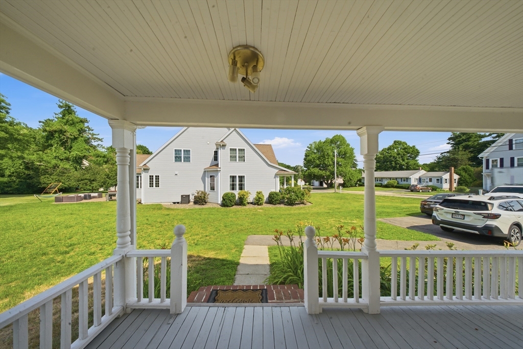 62 Pleasant St Property Photo 31