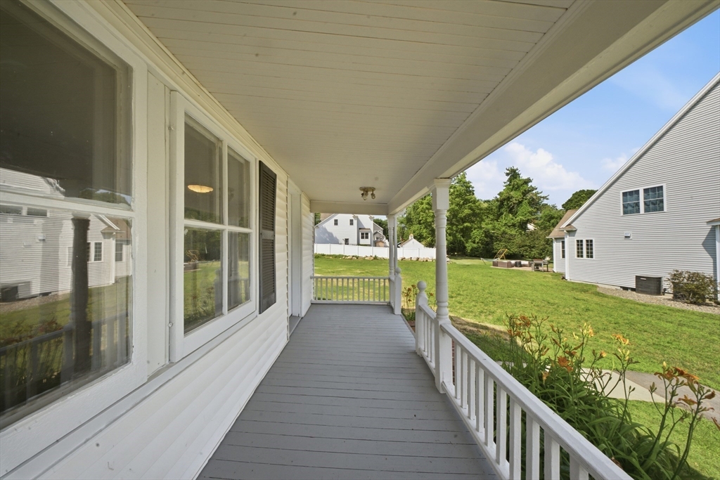 62 Pleasant St Property Photo 32