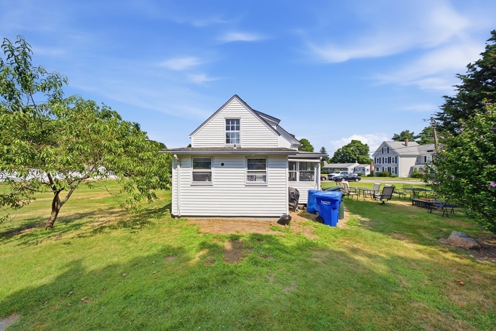 62 Pleasant St Property Photo 34
