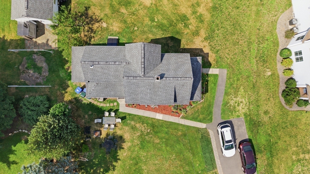62 Pleasant St Property Photo 40