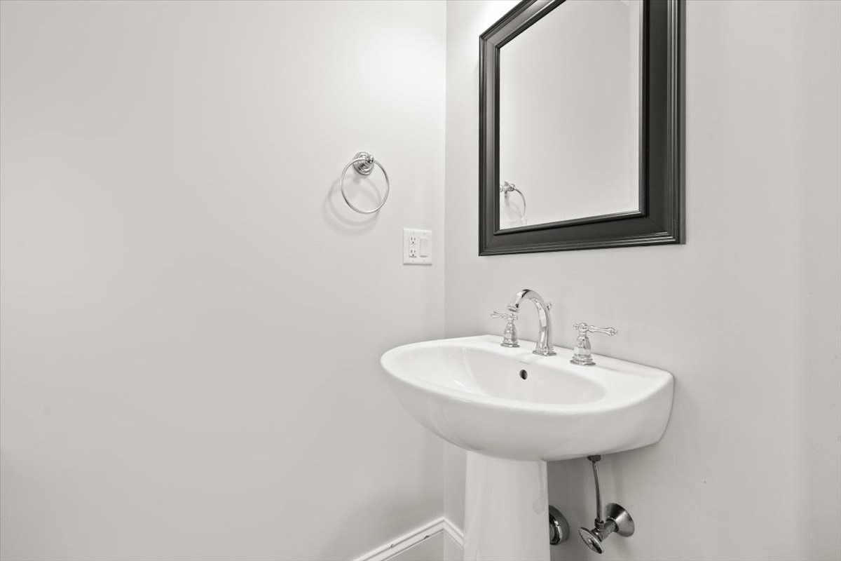 20 Dalby St # 20 Property Photo 11
