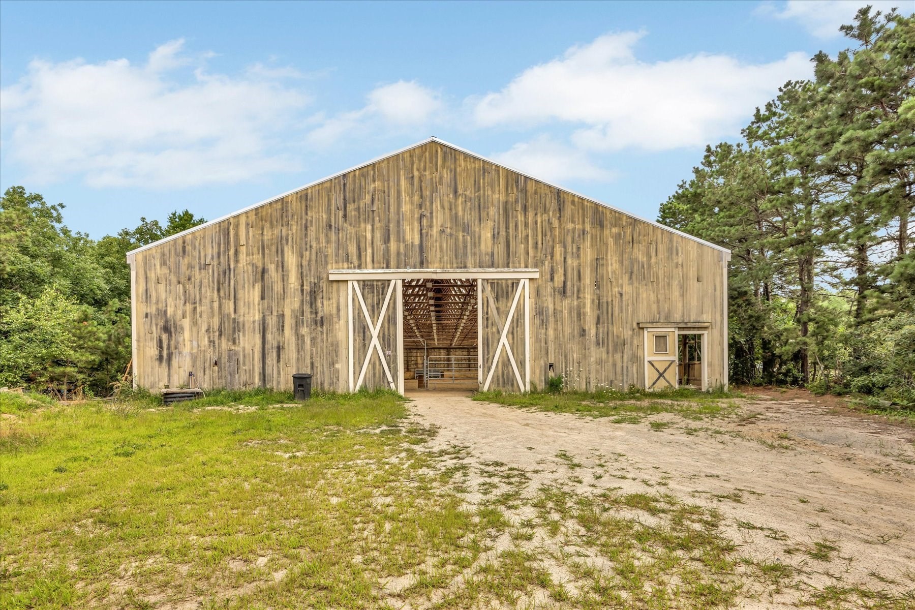 9 Riesling Property Photo 16