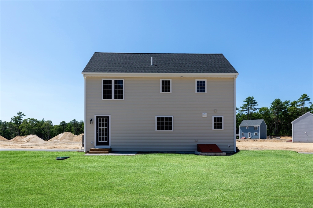 5 Bumblebee Dr Property Photo 3